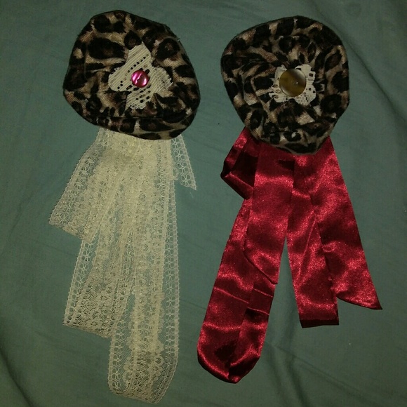 Hand made accessories  $10-$30 depending on size, time, and materials used! 🌸 - Picture 6 of 9